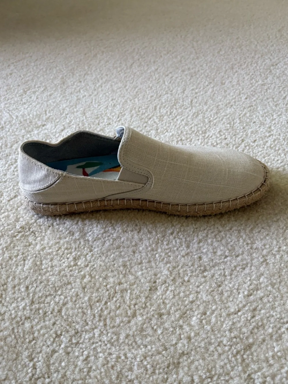 OluKai Women's Kaula Pa'a Kapa Slip-On Espadrille Shoes. Size 8.